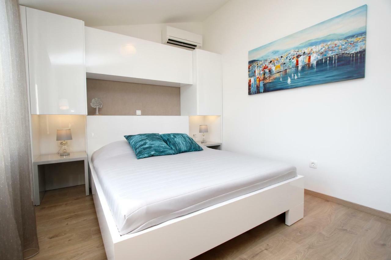 Apartments Besker Makarska Extérieur photo
