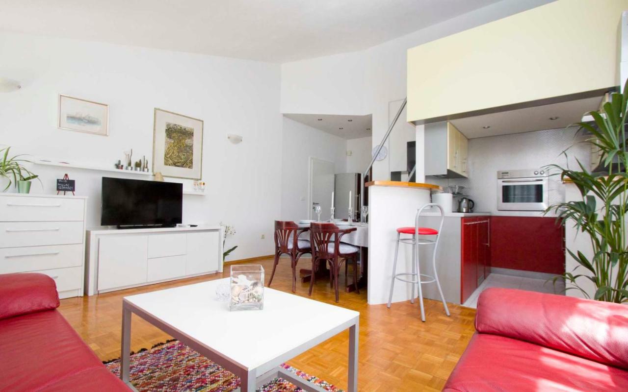 Apartments Besker Makarska Extérieur photo