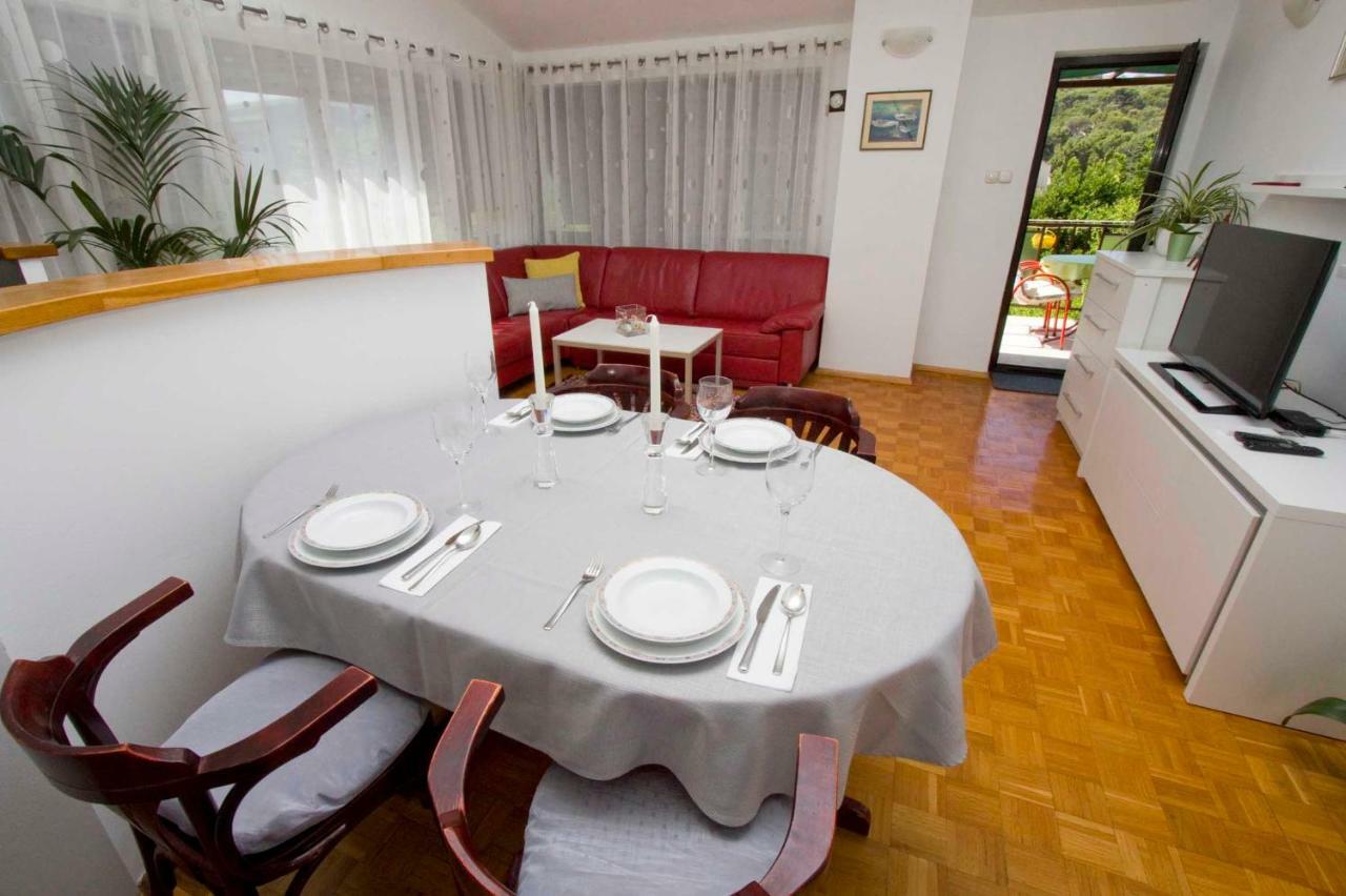 Apartments Besker Makarska Extérieur photo