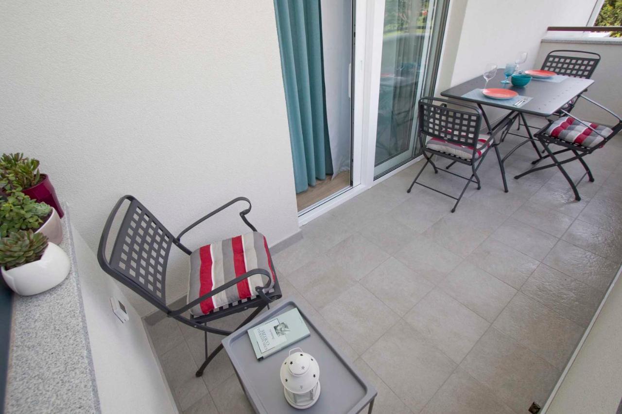 Apartments Besker Makarska Extérieur photo